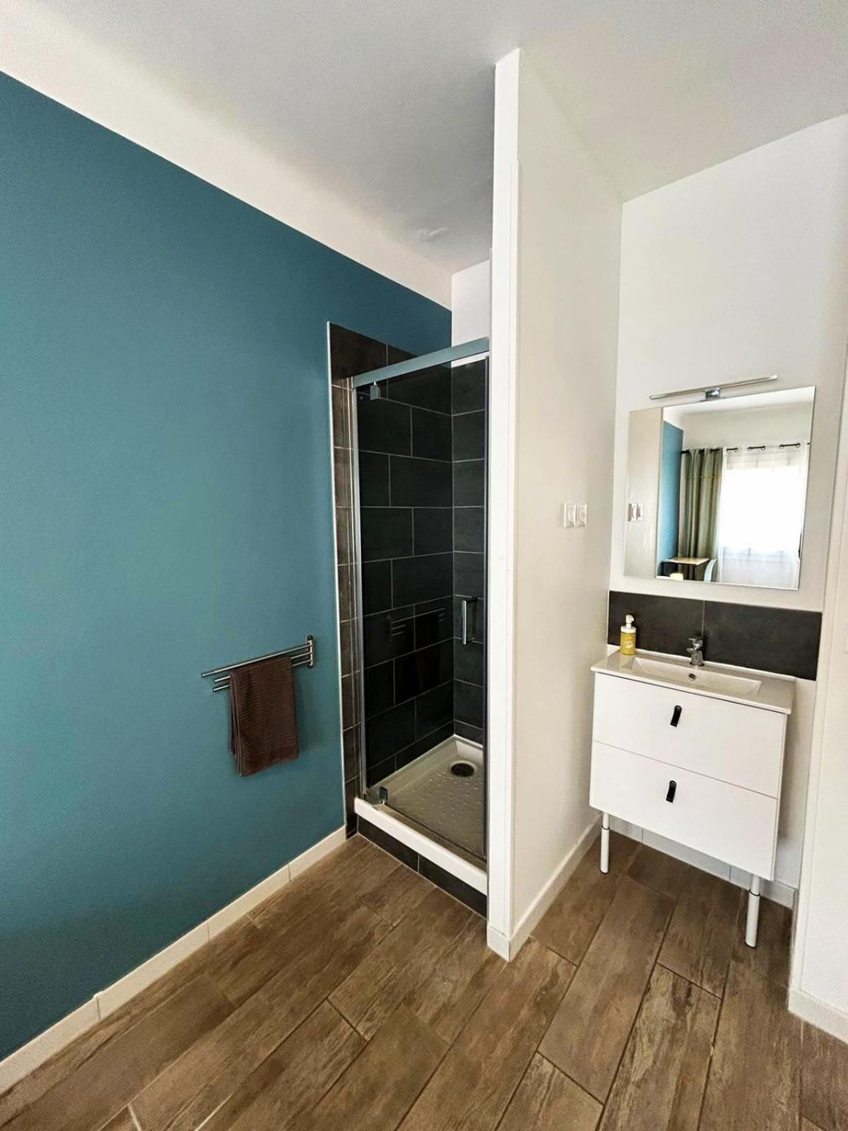 Apartment 4 Avec 4 Salles De Bains Et Climatisation Avignon